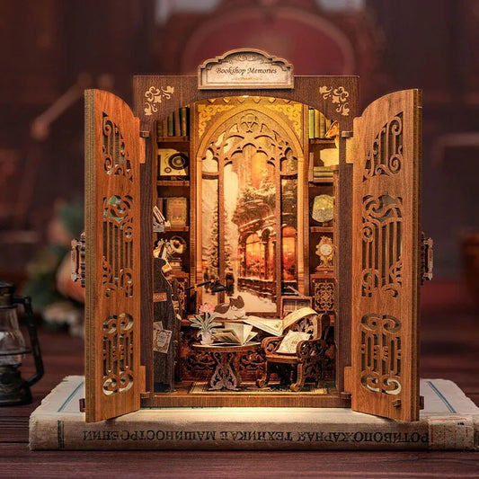 Bookshop Memories — Kit Book Nook DIY